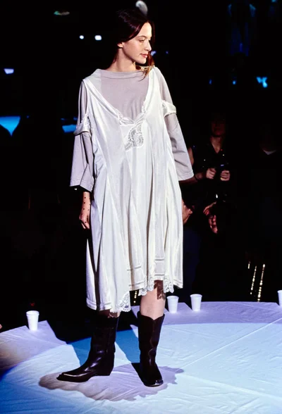 Look 16